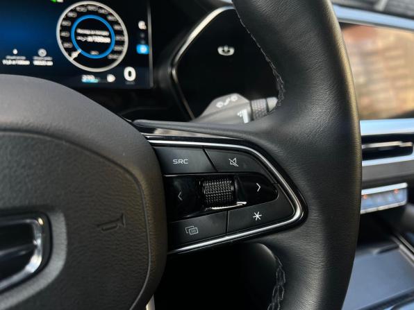 Geely Monjaro I с пробегом 2024 года, цена 2 999 000 рублей, 97850 км, внедорожник, Автокод Объявления
