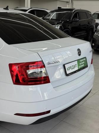 Skoda Octavia III (A7) Рестайлинг с пробегом 2019 года, цена 1 649 000 рублей, 71839 км, лифтбек, Автокод Объявления