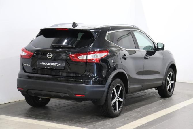 Nissan Qashqai II с пробегом 2017 года, цена 1 685 000 рублей, 152303 км, внедорожник, Автокод Объявления