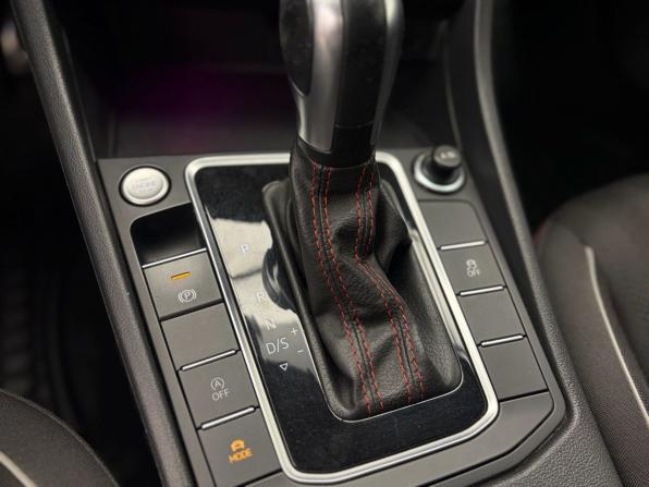 Volkswagen Jetta VII с пробегом 2020 года, цена 2 179 000 рублей, 185455 км, седан, Автокод Объявления