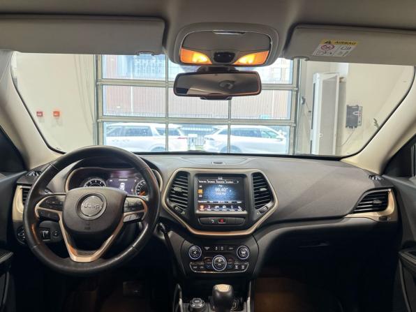 Jeep Cherokee V (KL) с пробегом 2014 года, цена 1 430 000 рублей, 134102 км, внедорожник, Автокод Объявления