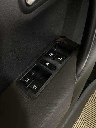 Volkswagen Polo V с пробегом 2013 года, цена 676 000 рублей, 238605 км, седан, Автокод Объявления