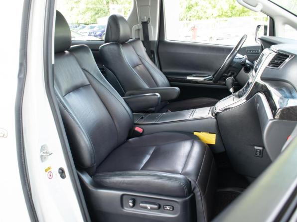 Toyota Alphard II с пробегом 2013 года, цена 2 869 000 рублей, 373003 км, минивэн, Автокод Объявления