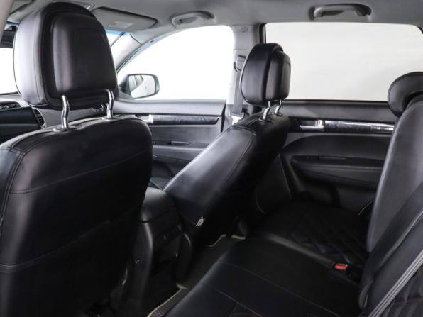 Kia Sorento II Рестайлинг с пробегом 2019 года, цена 2 200 000 рублей, 71180 км, внедорожник, Автокод Объявления