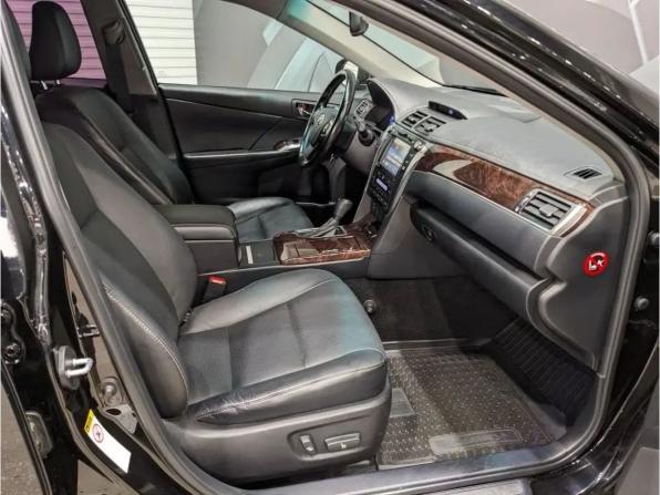Toyota Camry VII (XV50) Рестайлинг с пробегом 2016 года, цена 2 200 000 рублей, 106500 км, седан, Автокод Объявления