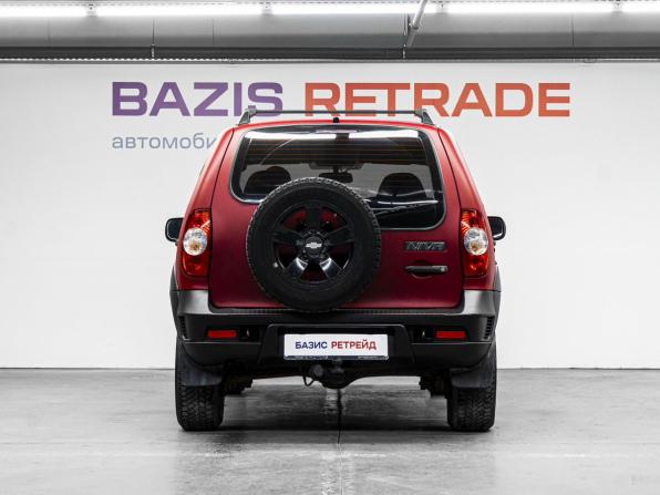 Chevrolet Niva I Рестайлинг с пробегом 2011 года, цена 689 000 рублей, 99304 км, внедорожник, Автокод Объявления