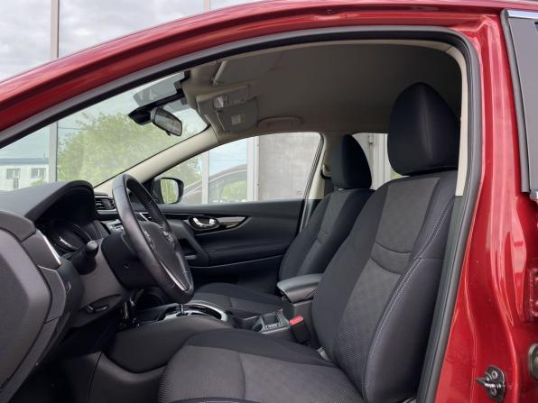 Nissan Qashqai II с пробегом 2018 года, цена 1 899 000 рублей, 80270 км, внедорожник, Автокод Объявления