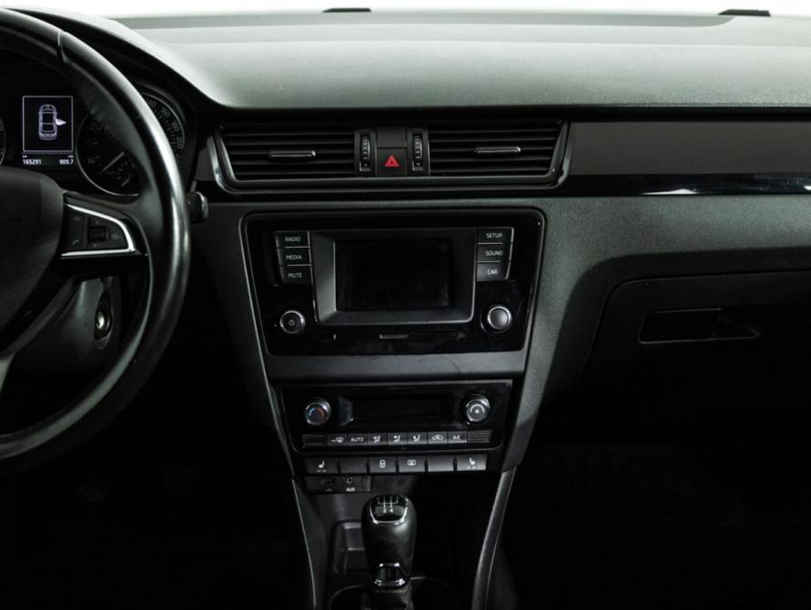 Skoda Rapid I Санкт-Петербург  - изображение 14