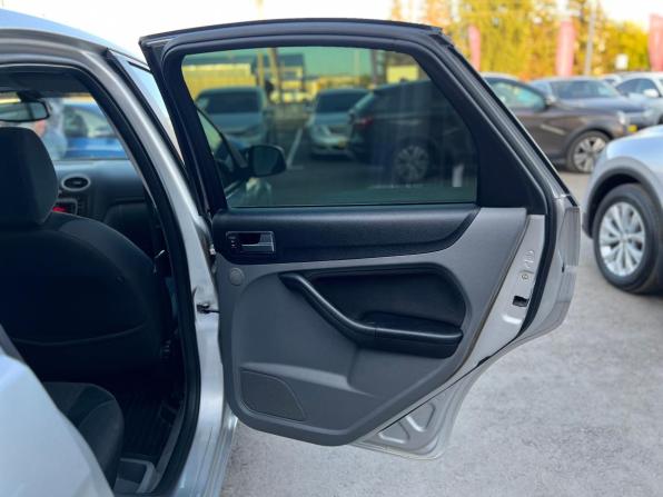 Ford Focus II Рестайлинг с пробегом 2008 года, цена 550 000 рублей, 314858 км, седан, Автокод Объявления