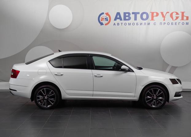 Skoda Octavia III (A7) Рестайлинг с пробегом 2017 года, цена 1 474 000 рублей, 117498 км, лифтбек, Автокод Объявления