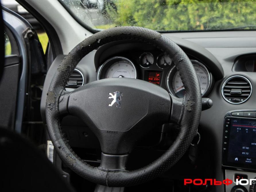Peugeot 308 I Москва  - изображение 12