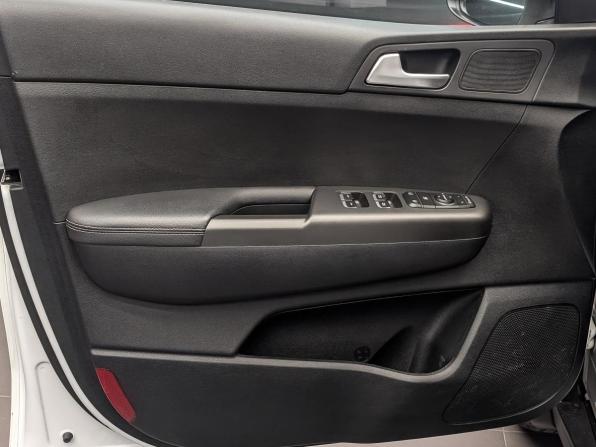 Kia Sportage IV Рестайлинг с пробегом 2021 года, цена 2 270 000 рублей, 127641 км, внедорожник, Автокод Объявления