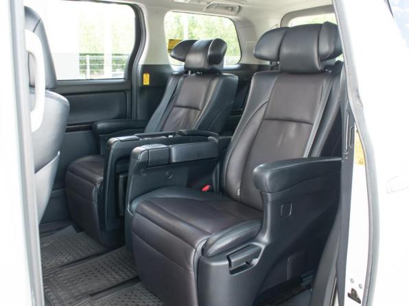 Toyota Alphard II с пробегом 2013 года, цена 2 869 000 рублей, 373003 км, минивэн, Автокод Объявления
