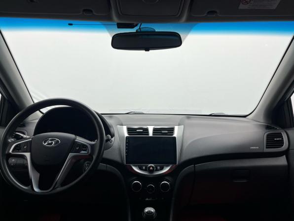 Hyundai Solaris I с пробегом 2013 года, цена 739 000 рублей, 146000 км, седан, Автокод Объявления