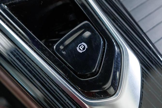 Geely Monjaro I с пробегом 2022 года, цена 3 238 000 рублей, 10046 км, внедорожник, Автокод Объявления