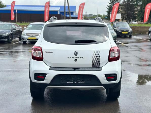 Renault Sandero II с пробегом 2018 года, цена 1 100 000 рублей, 95809 км, хэтчбек, Автокод Объявления