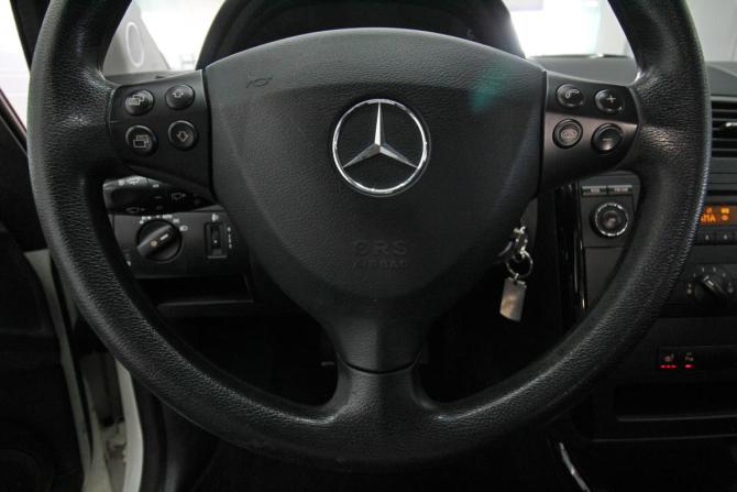 Mercedes-Benz A-Класс II (W169) Рестайлинг с пробегом 2012 года, цена 1 100 000 рублей, 55000 км, хэтчбек, Автокод Объявления