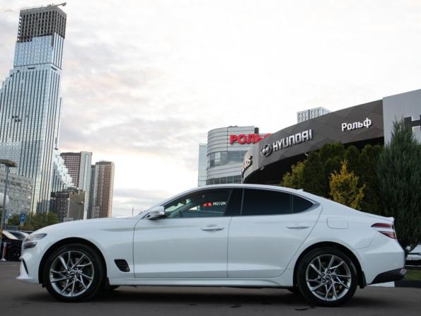 Genesis G70 I Рестайлинг с пробегом 2021 года, цена 2 998 000 рублей, 51083 км, седан, Автокод Объявления