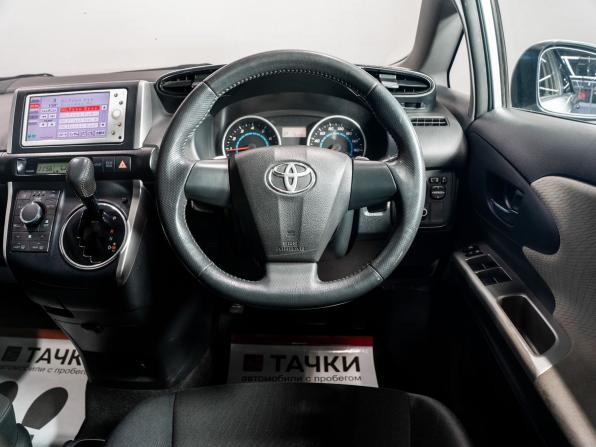 Toyota Wish II с пробегом 2010 года, цена 1 350 000 рублей, 183310 км, минивэн, Автокод Объявления