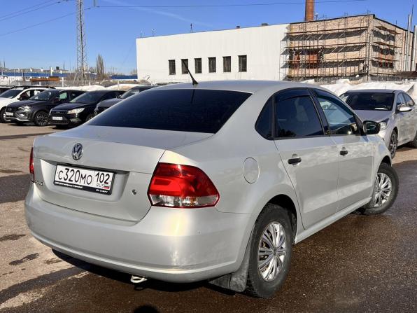 Volkswagen Polo V Рестайлинг с пробегом 2015 года, цена 880 000 рублей, 142900 км, седан, Автокод Объявления