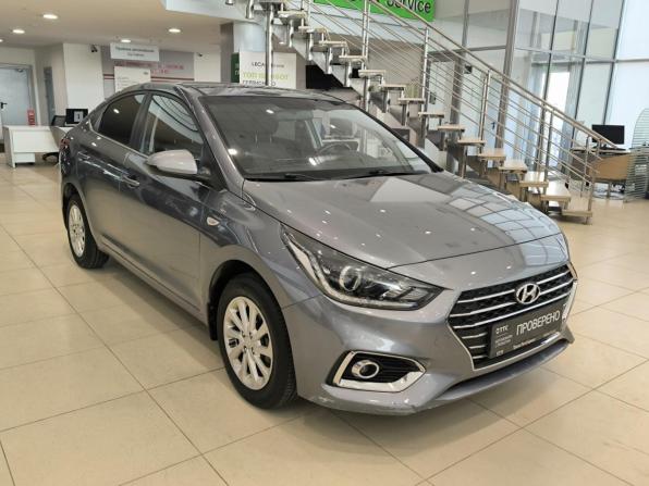 Hyundai Solaris II с пробегом 2017 года, цена 1 150 000 рублей, 165764 км, седан, Автокод Объявления