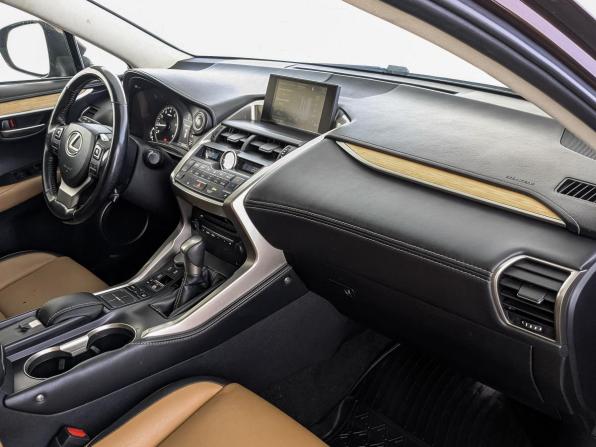 Lexus NX I с пробегом 2015 года, цена 2 480 000 рублей, 153189 км, внедорожник, Автокод Объявления