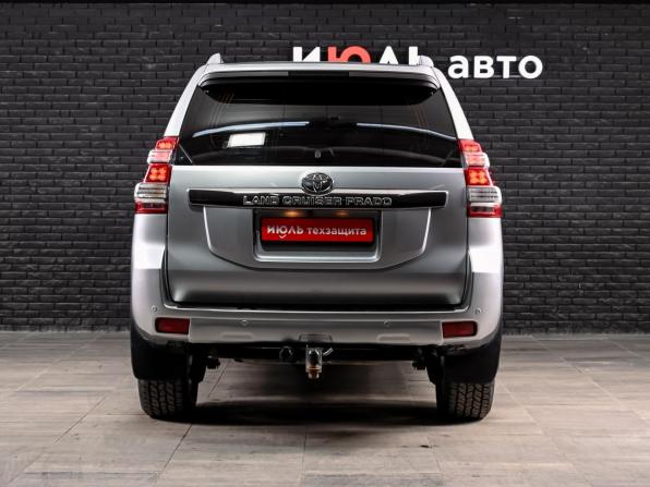 Toyota Land Cruiser Prado 150 Series Рестайлинг 1 с пробегом 2014 года, цена 3 400 000 рублей, 153082 км, внедорожник, Автокод Объявления