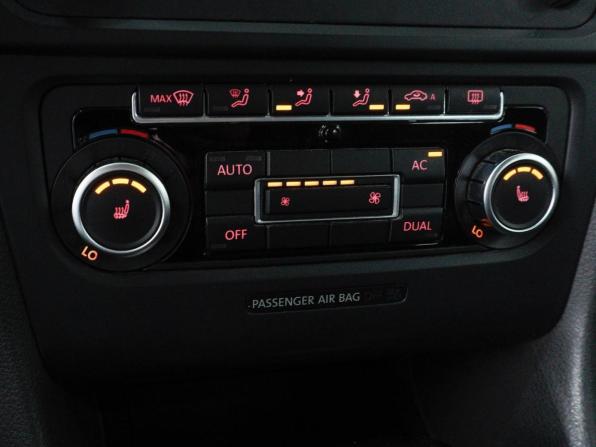 Volkswagen Golf VI с пробегом 2010 года, цена 930 000 рублей, 247537 км, хэтчбек, Автокод Объявления