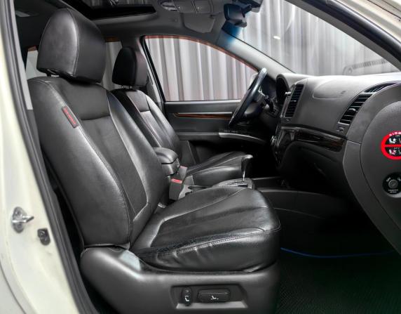 Hyundai Santa Fe II Рестайлинг с пробегом 2011 года, цена 1 299 000 рублей, 231770 км, внедорожник, Автокод Объявления