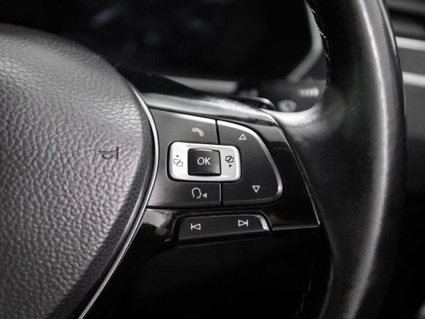 Volkswagen Tiguan II с пробегом 2018 года, цена 2 181 000 рублей, 99775 км, внедорожник, Автокод Объявления
