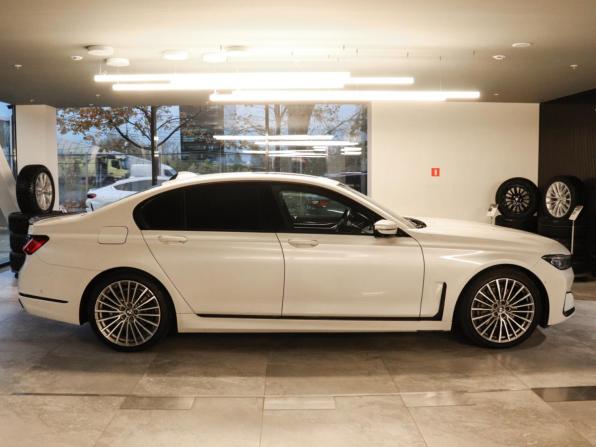 BMW 7 серии VI (G11/G12) Рестайлинг с пробегом 2021 года, цена 7 722 000 рублей, 49031 км, седан, Автокод Объявления
