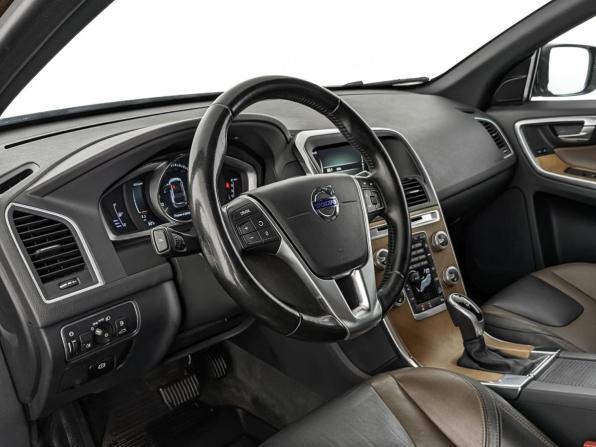 Volvo XC60 I Рестайлинг с пробегом 2017 года, цена 2 650 000 рублей, 110734 км, внедорожник, Автокод Объявления