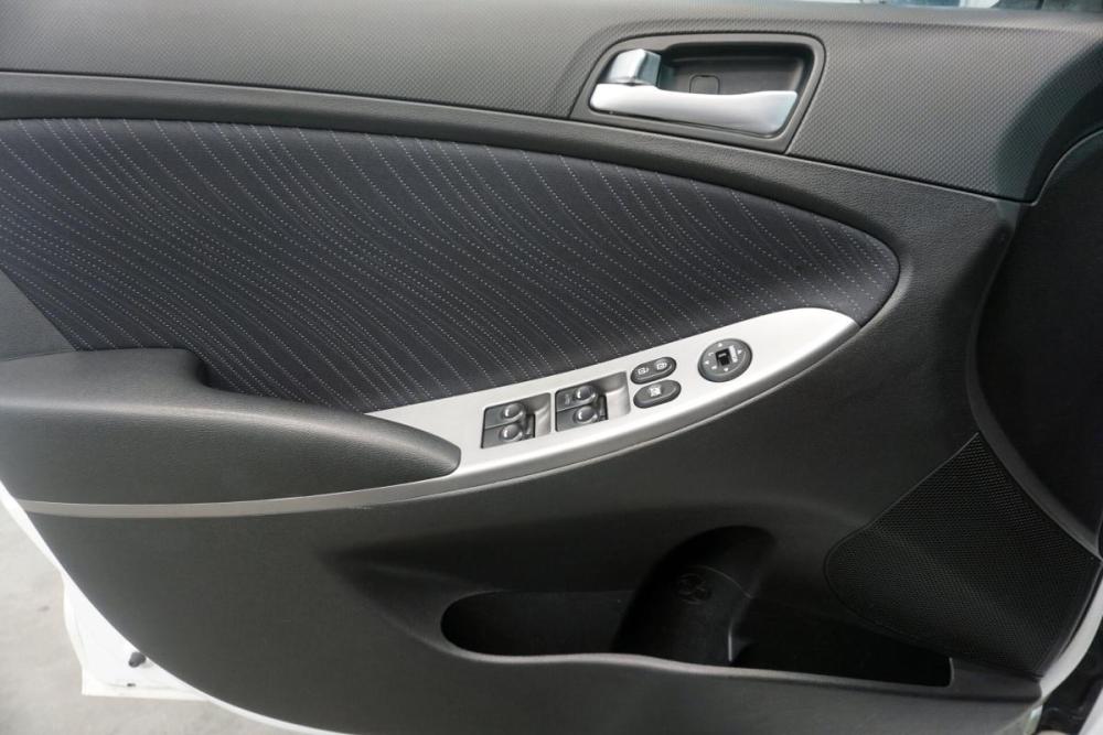 Hyundai Solaris I Рестайлинг Старый Оскол  - изображение 6