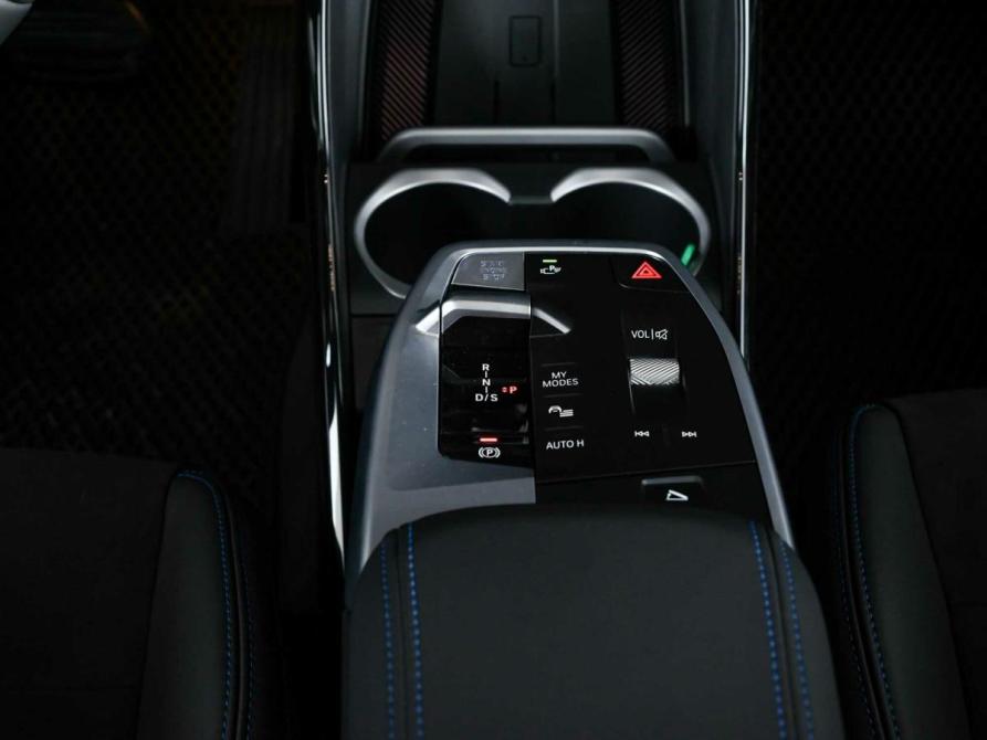 BMW X1 III (U11/U12) Екатеринбург  - изображение 17