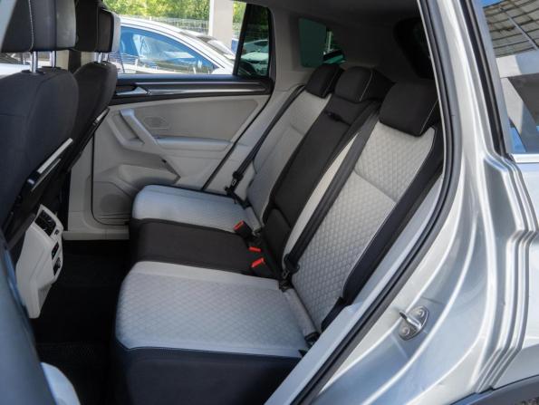 Volkswagen Tiguan II с пробегом 2017 года, цена 1 999 000 рублей, 230935 км, внедорожник, Автокод Объявления