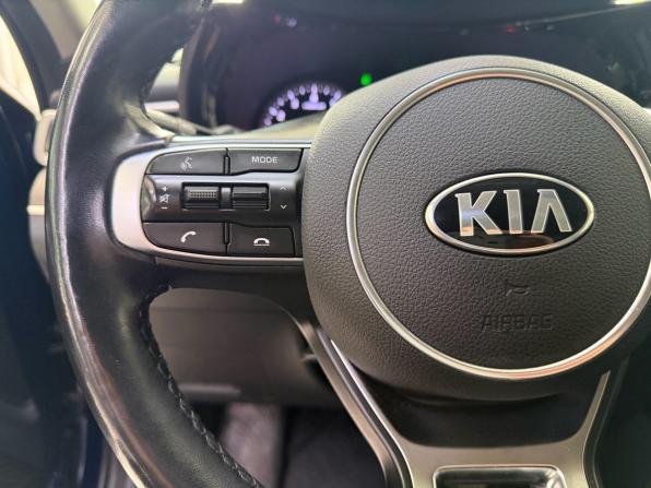 Kia K5 III с пробегом 2021 года, цена 2 370 000 рублей, 129600 км, седан, Автокод Объявления