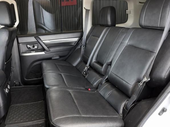 Mitsubishi Pajero IV Рестайлинг 1 с пробегом 2011 года, цена 1 697 000 рублей, 316487 км, внедорожник, Автокод Объявления