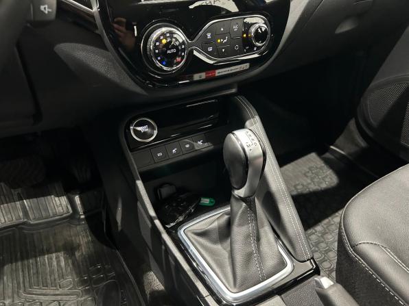 Renault Kaptur I Рестайлинг с пробегом 2021 года, цена 1 709 000 рублей, 64702 км, внедорожник, Автокод Объявления