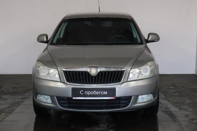 Skoda Octavia II (A5) Рестайлинг с пробегом 2009 года, цена 599 000 рублей, 211000 км, лифтбек, Автокод Объявления