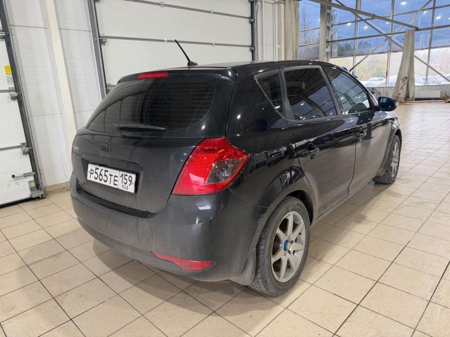 Kia Ceed I Рестайлинг Пермь  - изображение 3