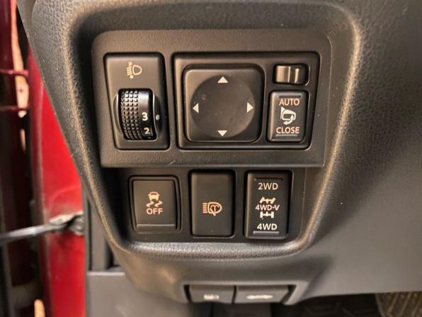Nissan Juke I с пробегом 2011 года, цена 898 000 рублей, 153000 км, внедорожник, Автокод Объявления