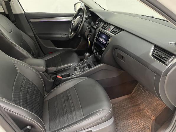 Skoda Octavia III (A7) Рестайлинг с пробегом 2017 года, цена 1 630 000 рублей, 176050 км, лифтбек, Автокод Объявления