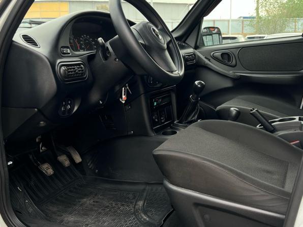 Chevrolet Niva I Рестайлинг с пробегом 2017 года, цена 750 000 рублей, 87140 км, внедорожник, Автокод Объявления
