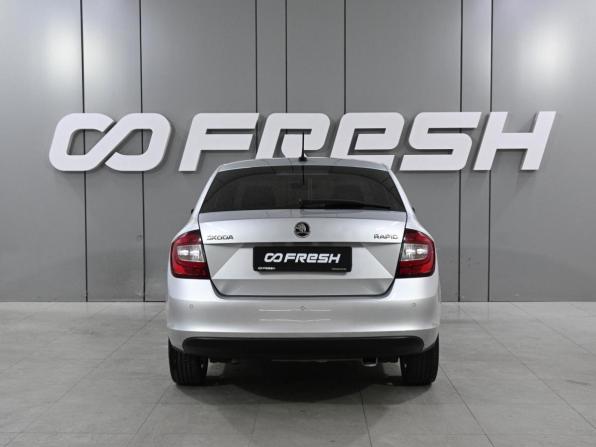 Skoda Rapid I Рестайлинг с пробегом 2019 года, цена 1 599 000 рублей, 52628 км, лифтбек, Автокод Объявления