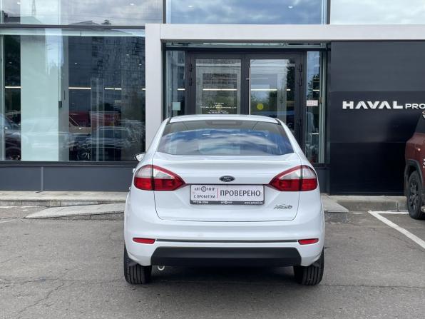 Ford Fiesta Mk6 Рестайлинг с пробегом 2015 года, цена 799 000 рублей, 131194 км, седан, Автокод Объявления