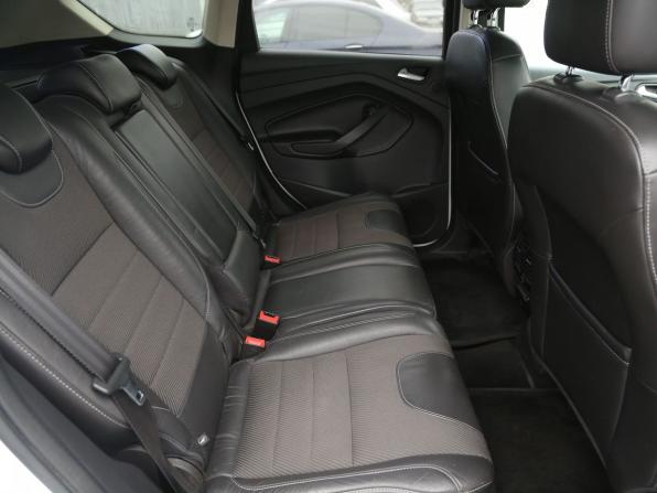 Ford Kuga II Рестайлинг с пробегом 2016 года, цена 1 296 000 рублей, 196500 км, внедорожник, Автокод Объявления