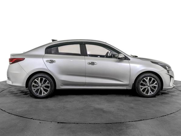 Kia Rio IV Рестайлинг с пробегом 2021 года, цена 1 735 000 рублей, 70336 км, седан, Автокод Объявления