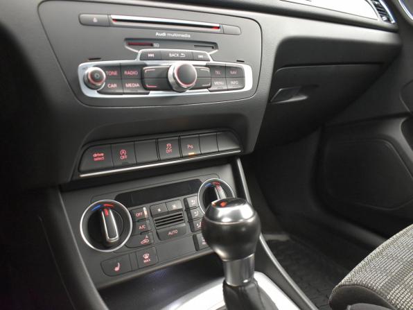 Audi Q3 I (8U) Рестайлинг с пробегом 2015 года, цена 1 835 000 рублей, 148820 км, внедорожник, Автокод Объявления