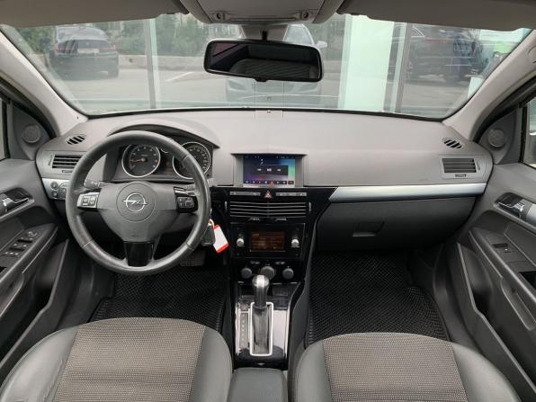 Opel Astra H Рестайлинг с пробегом 2013 года, цена 724 000 рублей, 214512 км, универсал, Автокод Объявления