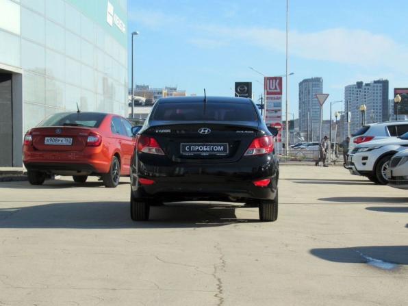 Hyundai Solaris I с пробегом 2013 года, цена 590 000 рублей, 199479 км, седан, Автокод Объявления